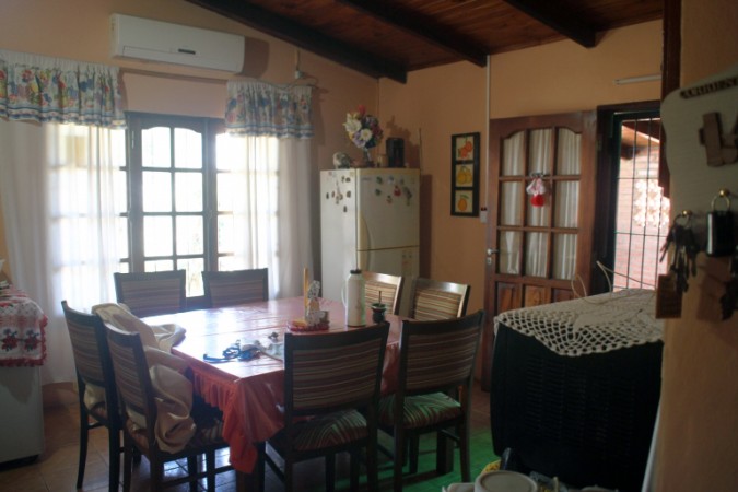 Venta Casa Posadas con Local comercial