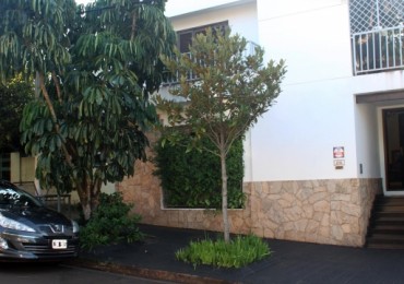 Venta de amplia casa. Posadas
